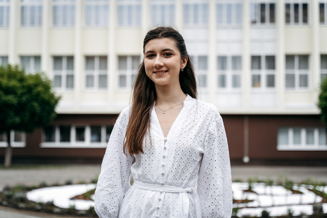 Вікторія ЧИР